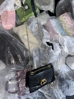 Croc-Embossed Crosdbody Bag