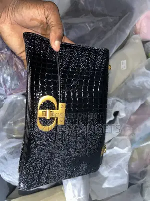 Croc-Embossed Crosdbody Bag