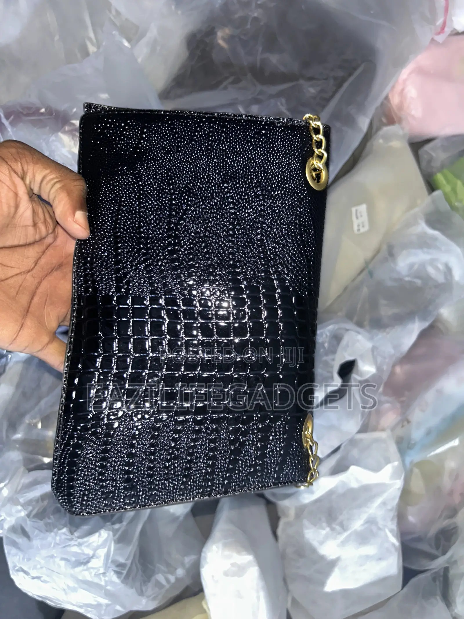 Croc-Embossed Crosdbody Bag