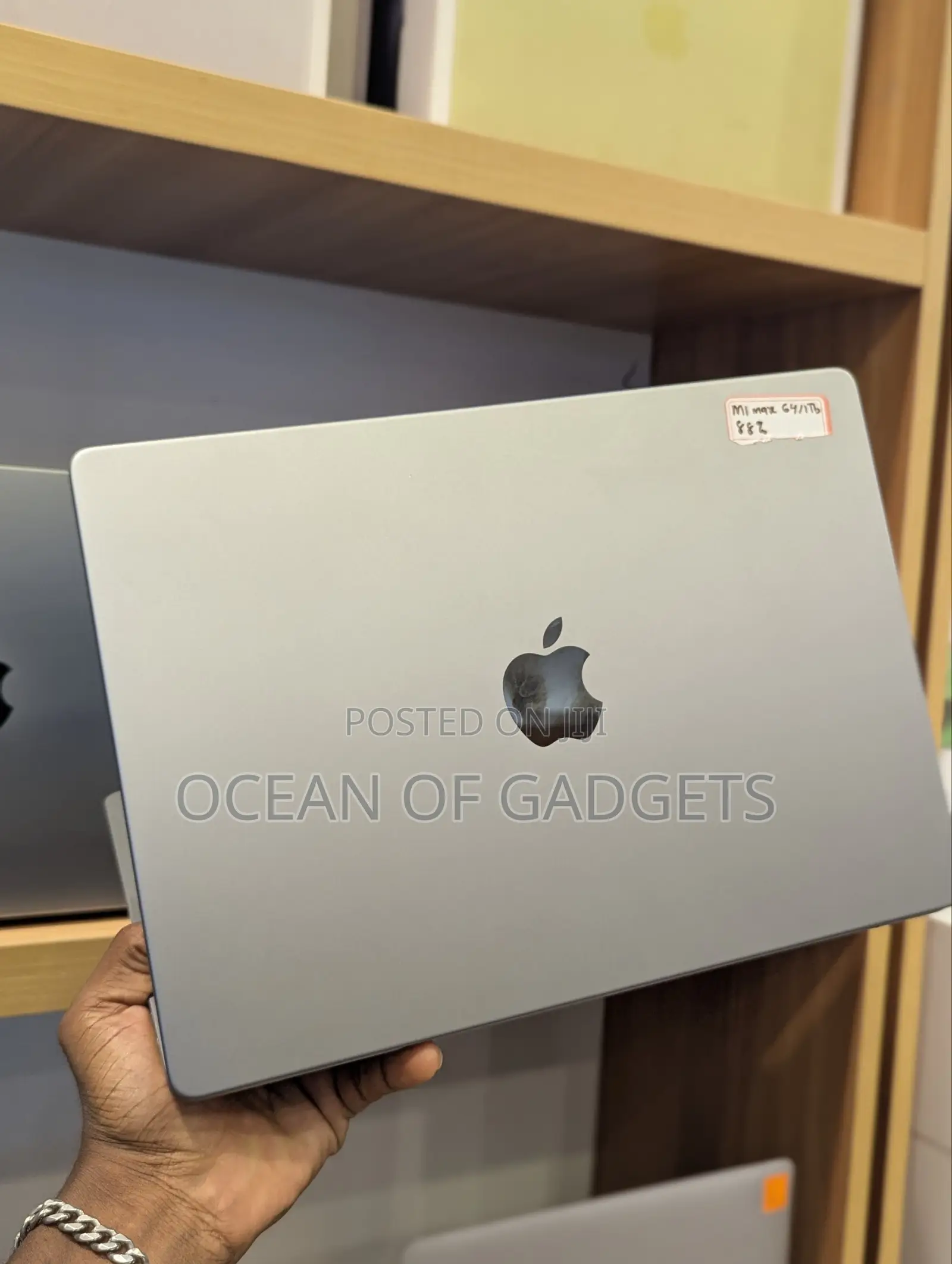 Laptop Apple MacBook Pro 2020 16GB Apple M1 Pro SSD 1T