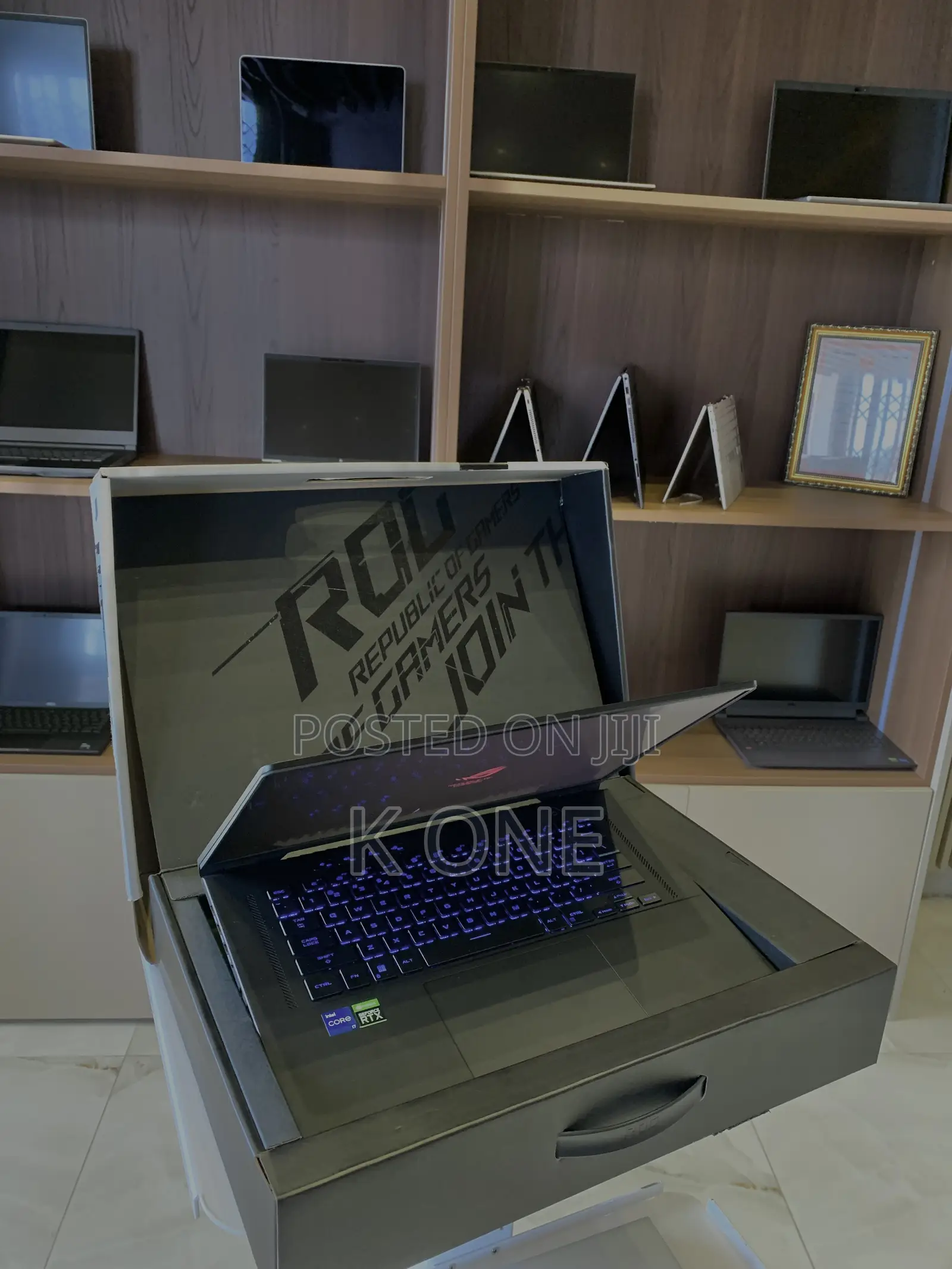 Laptop Asus ROG Zephyrus M16 16GB Intel Core i7 SSD 512GB