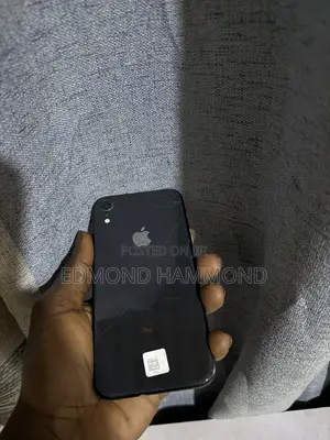 Apple iPhone XR 64 GB Black