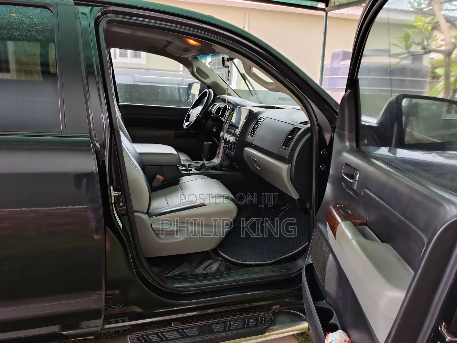 Toyota Tundra Double Cab 4x4 Limited 2010 Black