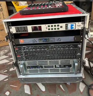 A Set of Single Sub and Full Range and Amplifier