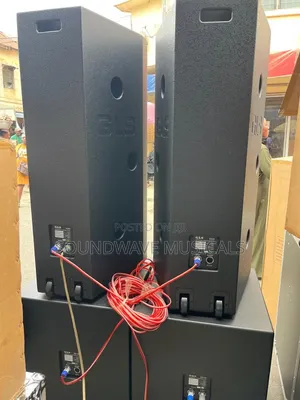 A Set of Single Sub and Full Range and Amplifier