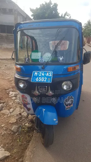 Bajaj RE 2024 Blue