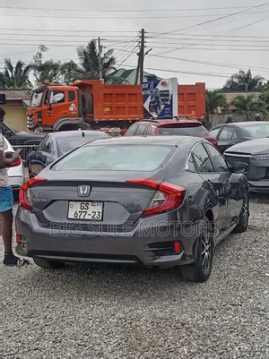 Honda Civic LX 4dr Sedan (2.0L 4cyl) 2016 Silver