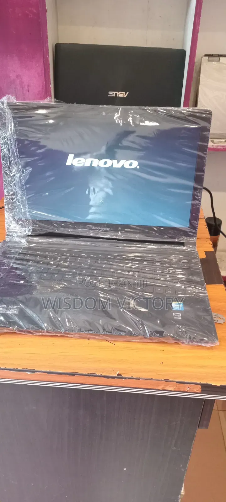 New Laptop Lenovo Flex 4 4GB Intel HDD 320GB