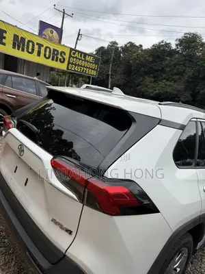 Toyota RAV4 2020 White