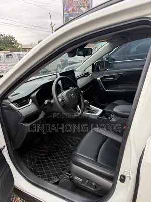 Toyota RAV4 2020 White