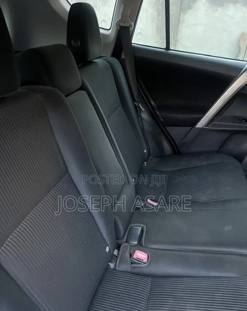 Toyota RAV4 2014