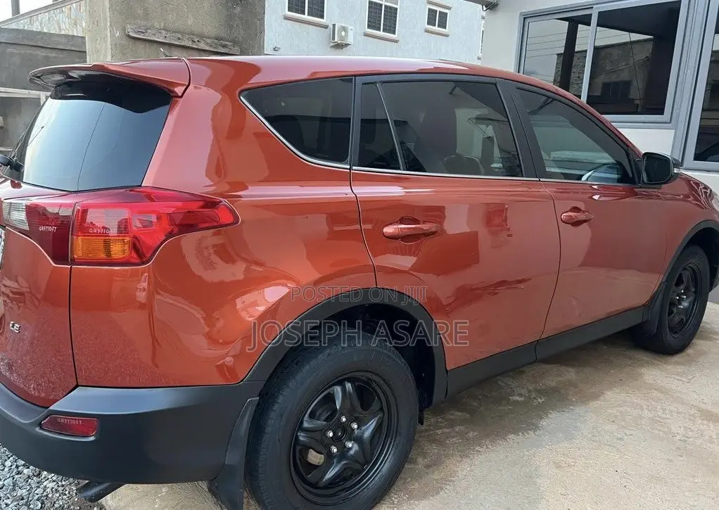 Toyota RAV4 2014