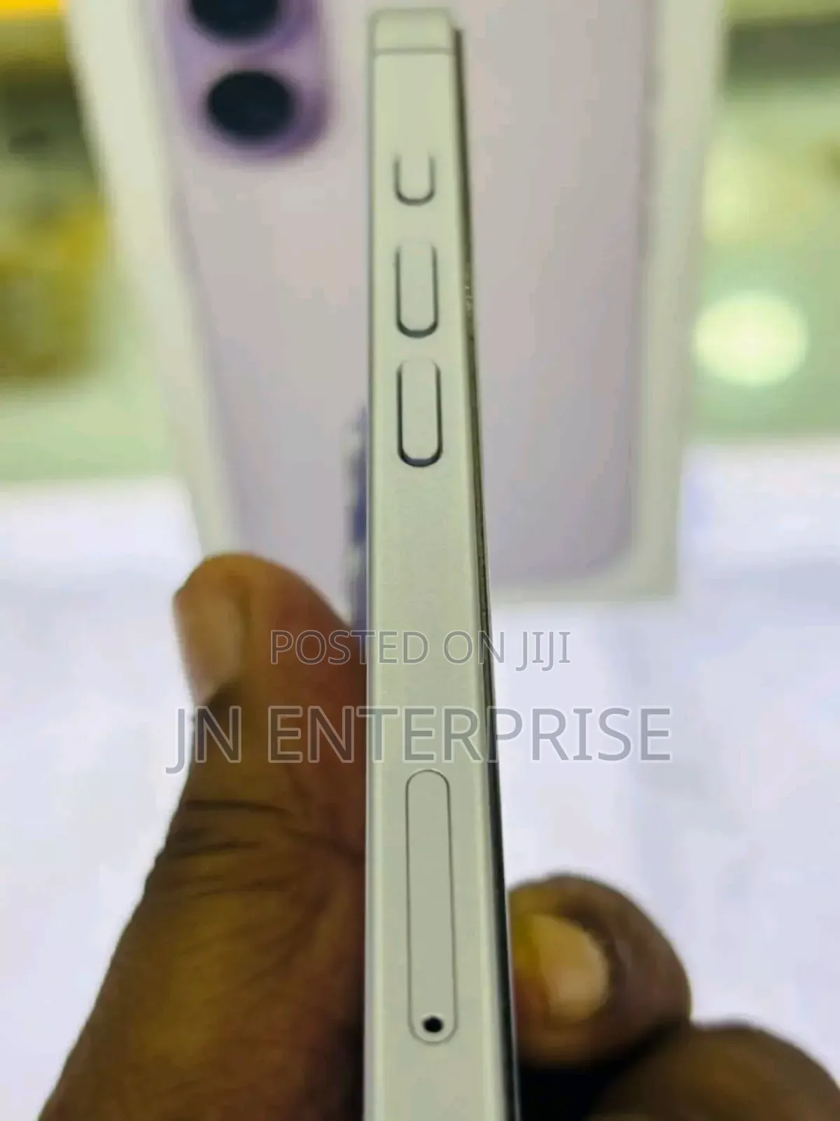 New Apple iPhone 17 256 GB White