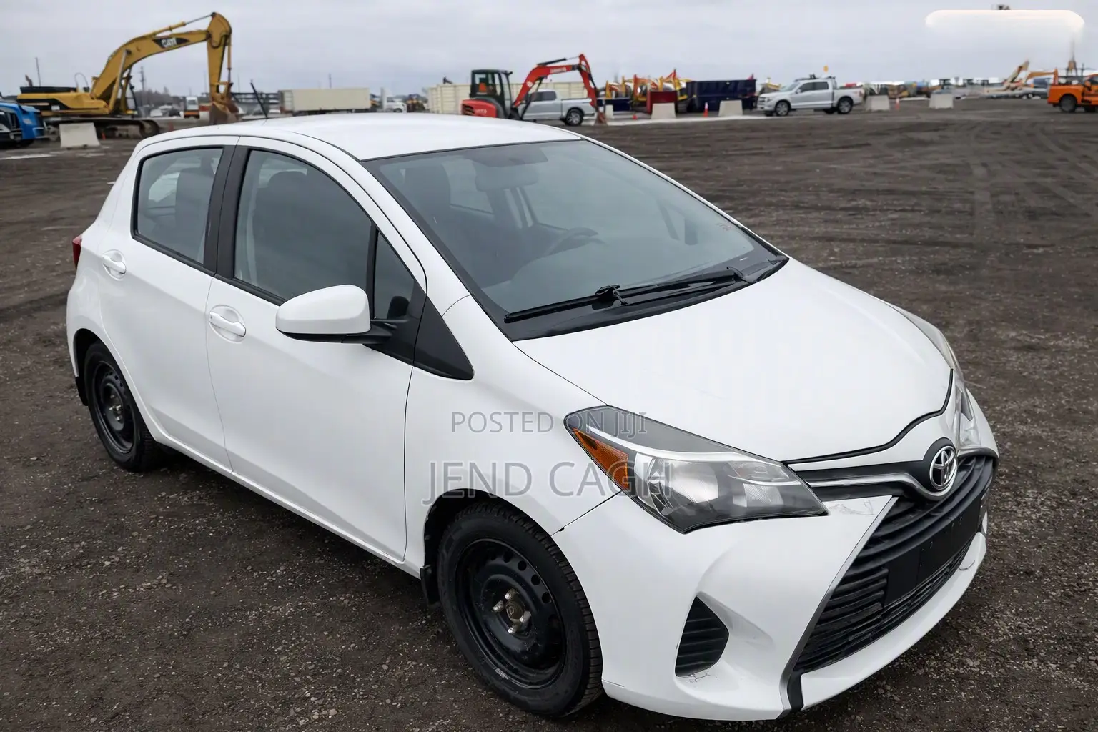 Toyota Yaris 2016 Off white