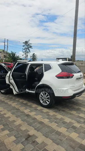 Nissan X-Trail 2019 White