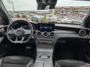 Mercedes-Benz C43 2023 Black