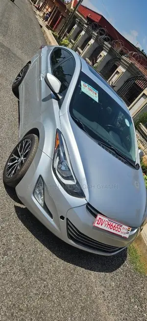 Hyundai Elantra Limited 4dr Sedan (1.8L 4cyl 6A) 2015 Silver