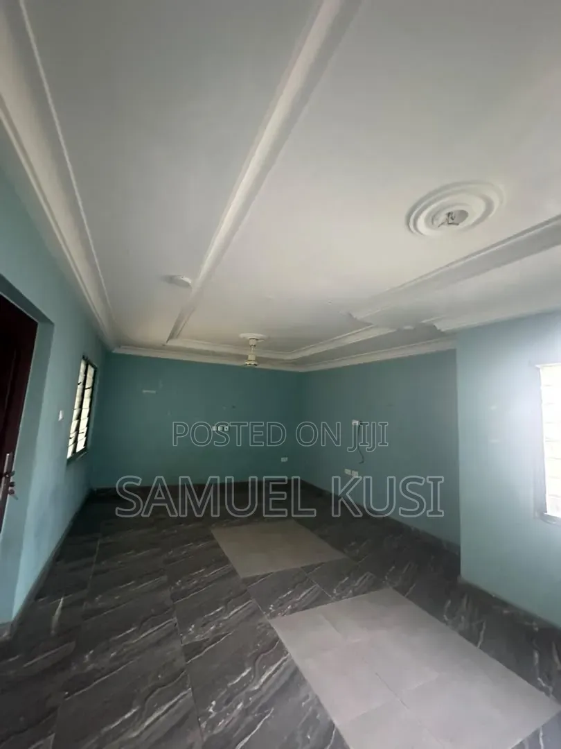 2bdrm Apartment in 12, Baatsona Total for rent