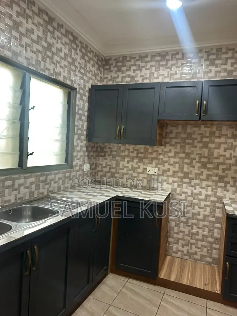 2bdrm Apartment in 12, Baatsona Total for rent