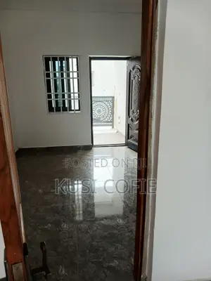 1bdrm Apartment in Pure Water for rent