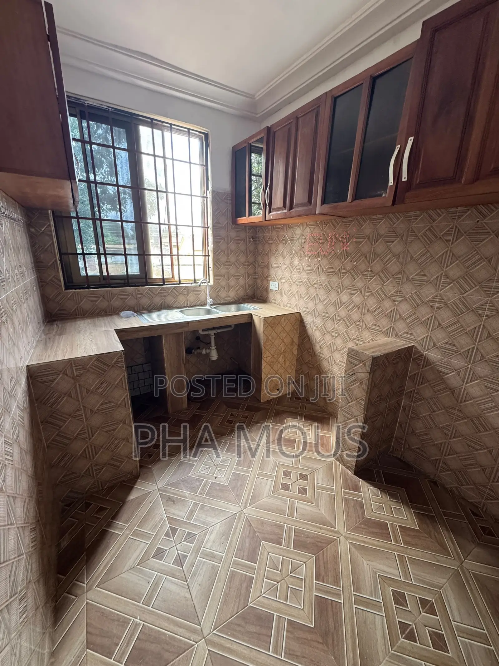 2bdrm Apartment in Achimota for rent