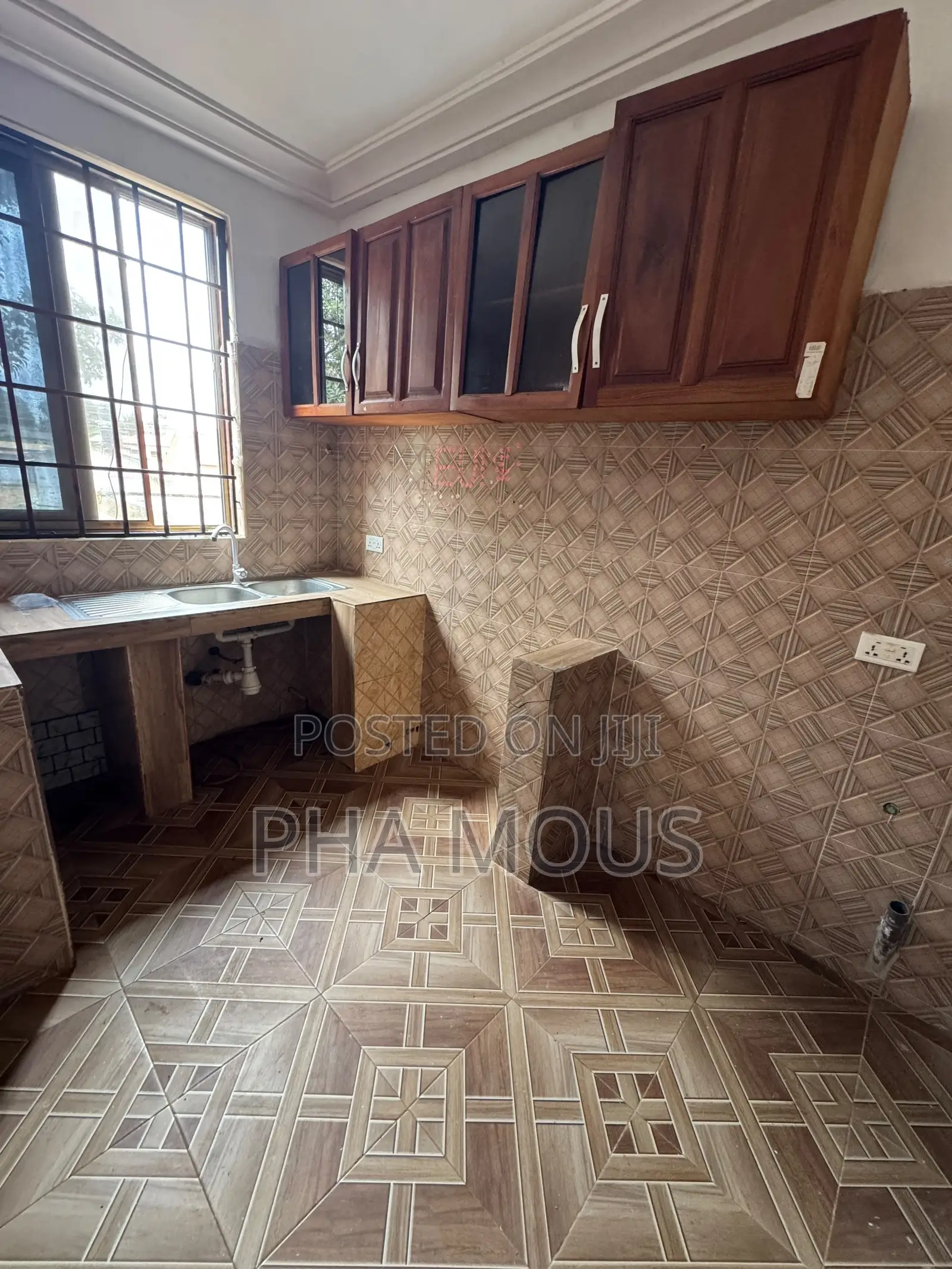 2bdrm Apartment in Achimota for rent