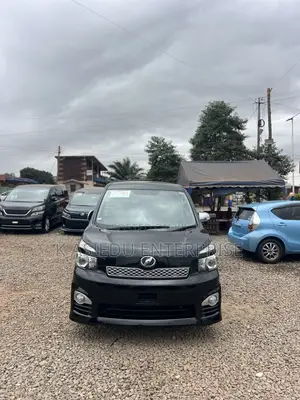 Toyota Voxy V 4WD 8-Seater 2012 Black