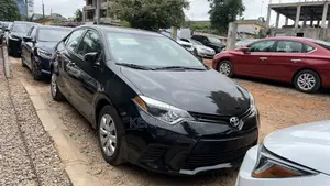 Toyota Corolla LE 4dr Sedan (1.8L 4cyl CVT) 2016 Black