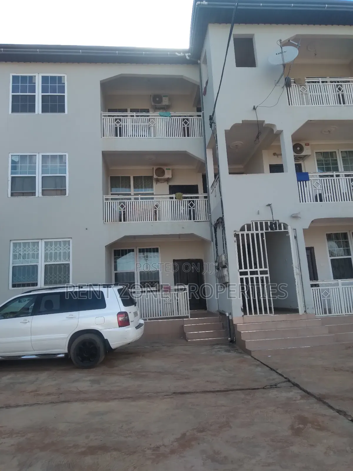 2bdrm Apartment in Ofankor for rent