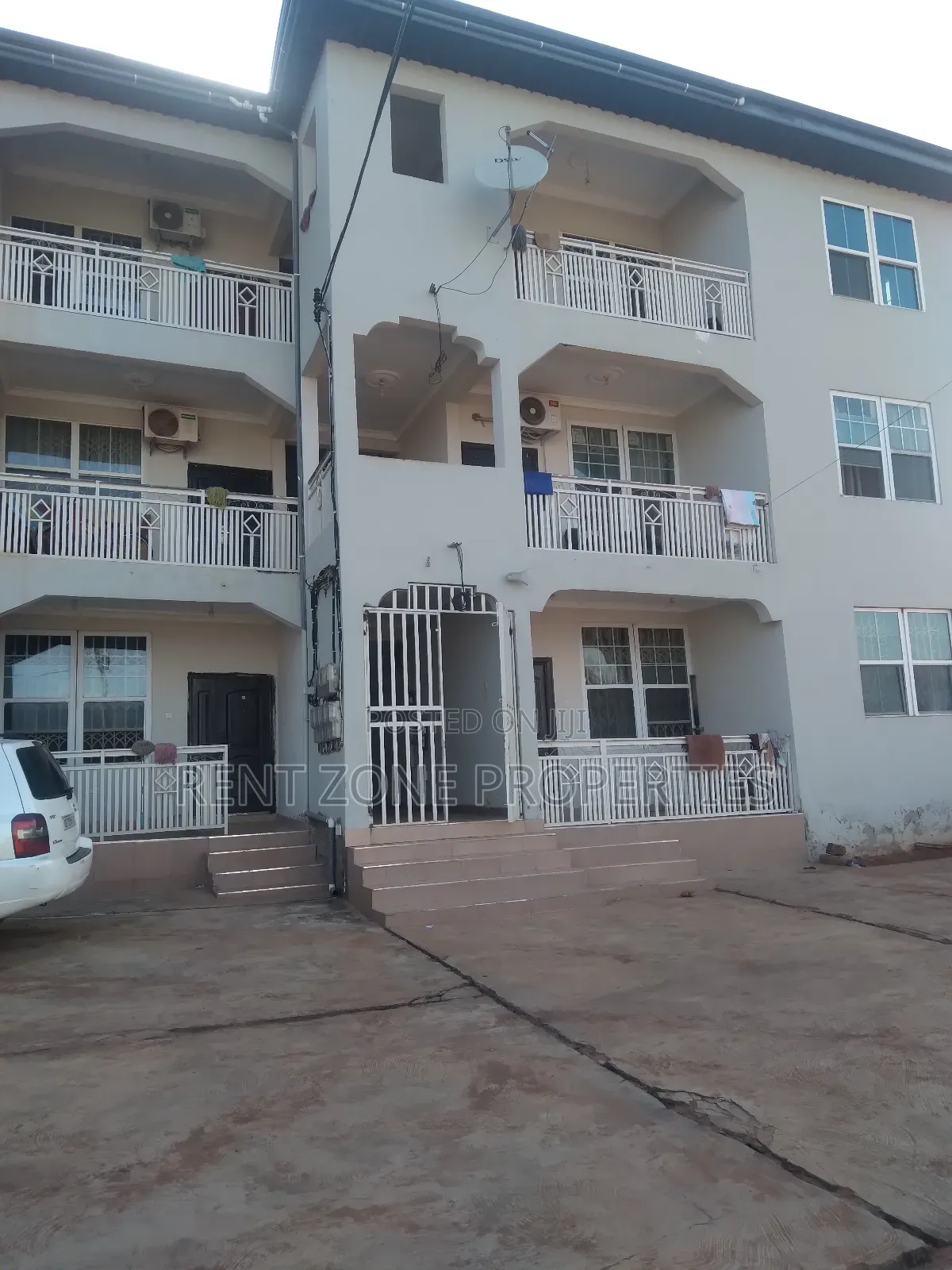 2bdrm Apartment in Ofankor for rent