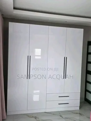 Laminated 3 in 1 Wardrobe With Mirror