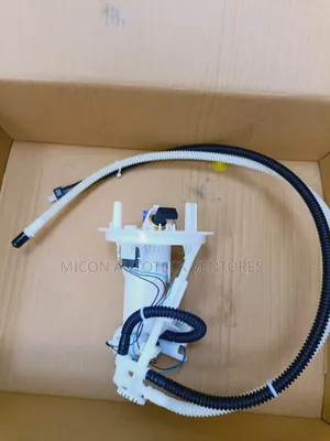 Mercedes Benz C250 Fuel Gauge
