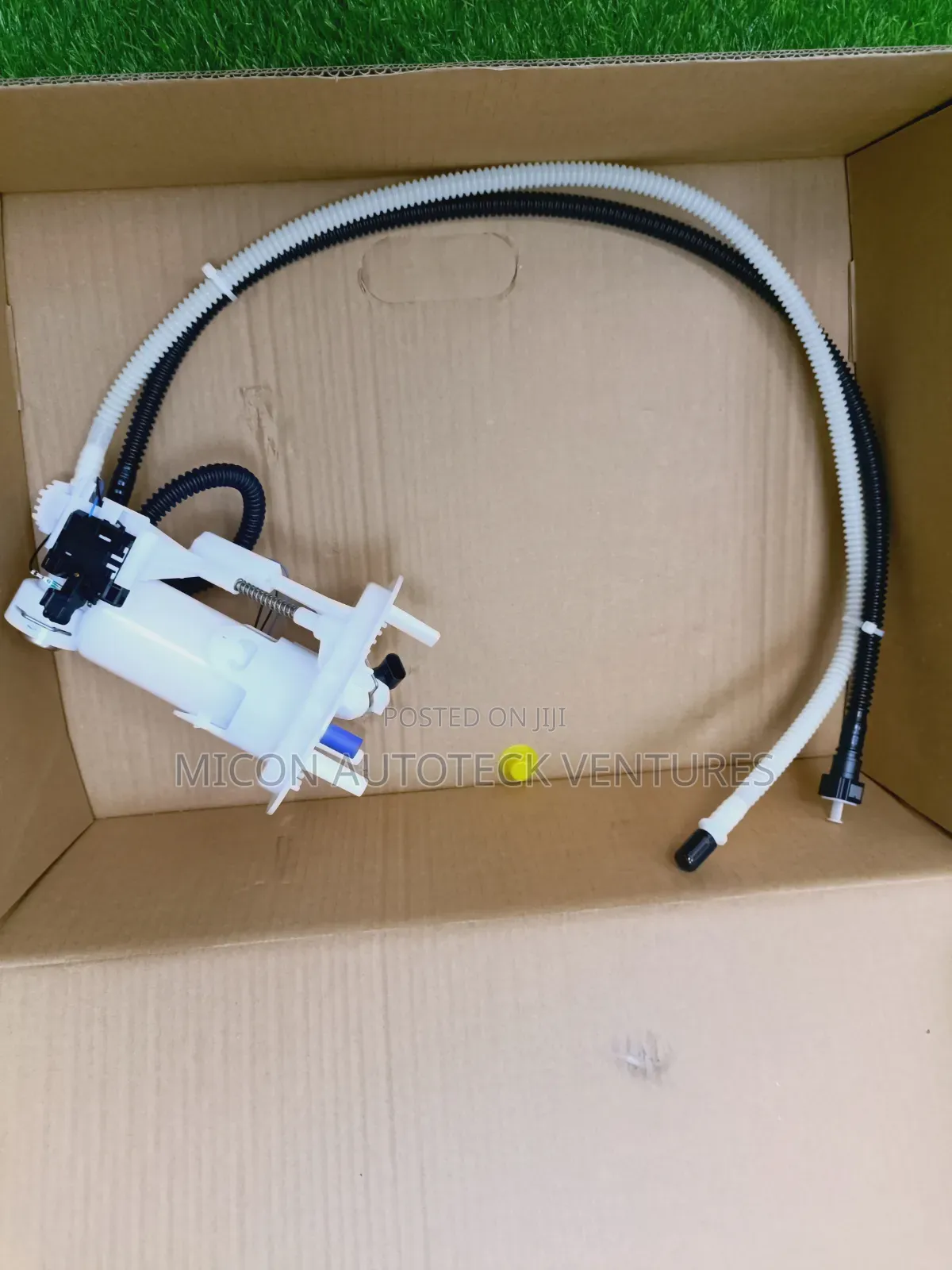 Mercedes Benz C250 Fuel Gauge