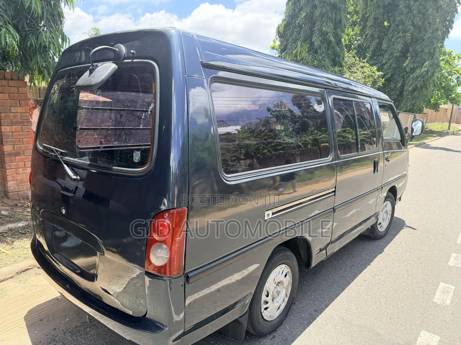 Hyundai H1 2002 Black