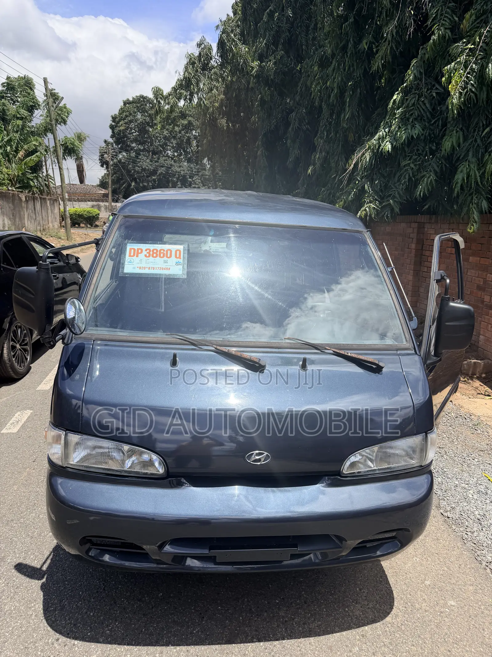 Hyundai H1 2002 Black