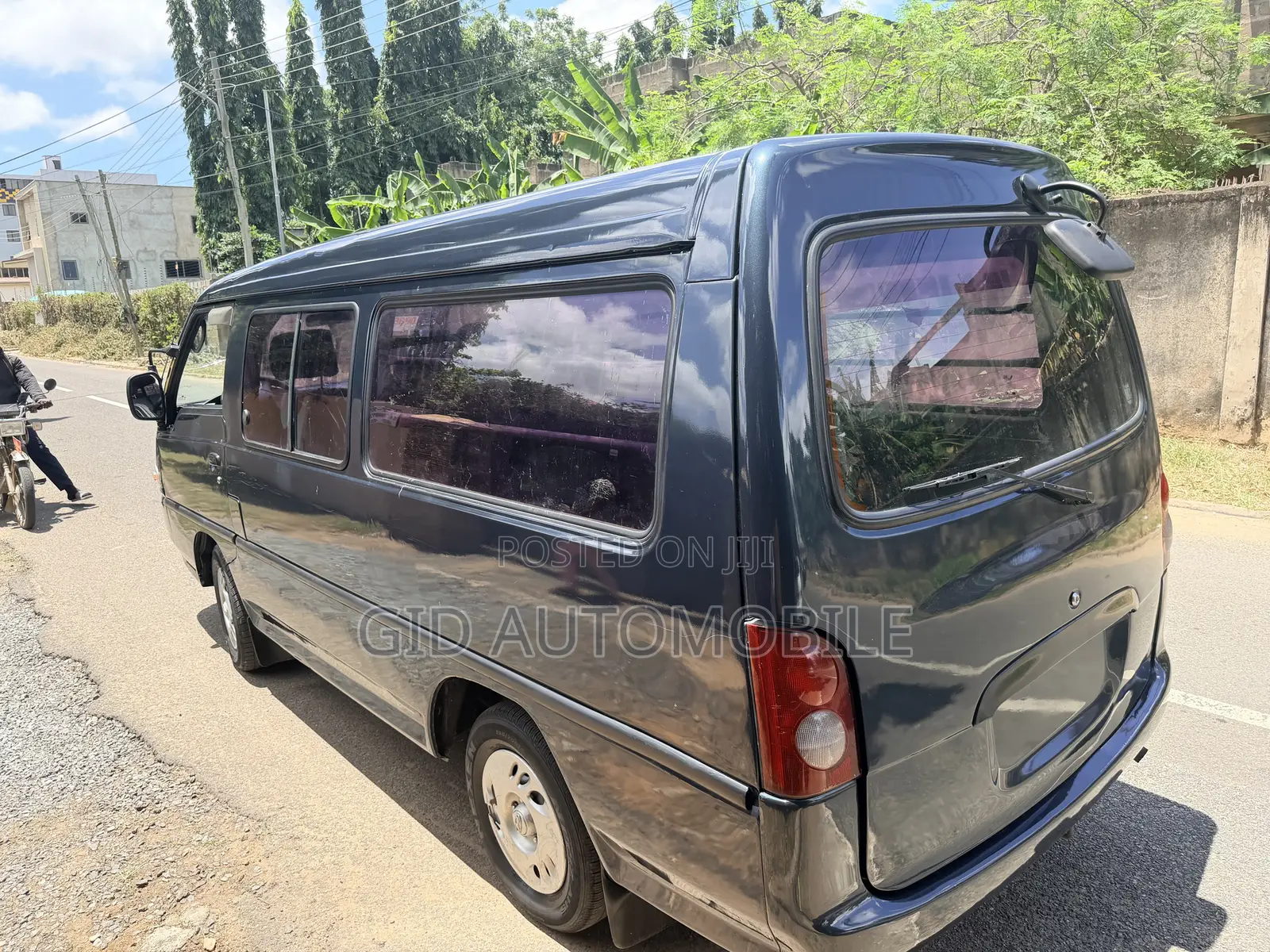 Hyundai H1 2002 Black