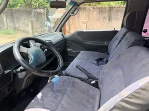 Hyundai H1 2002 Black