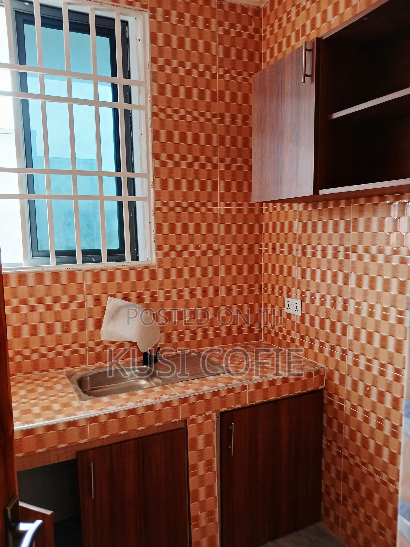 1bdrm Apartment in Pure Water for rent