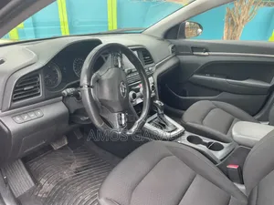 Hyundai Elantra Limited 2020 Black