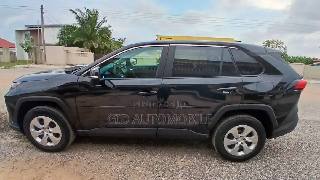 Toyota RAV4 2023 Gray