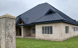 4bdrm Apartment in Techiman South for sale