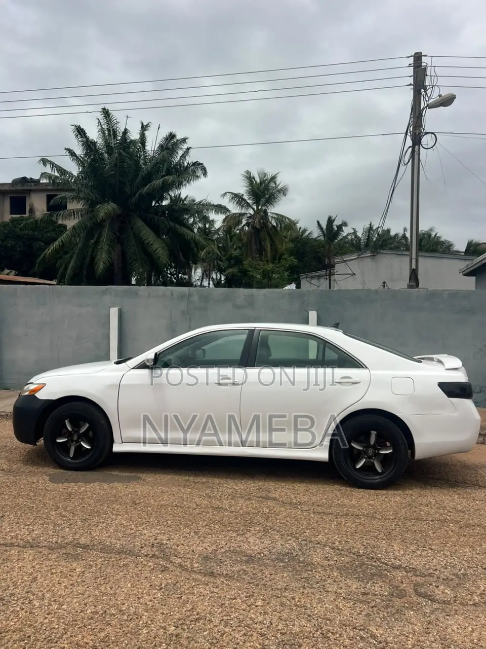 Toyota Camry Base 4dr Sedan (2.4L 4cyl 5M) 2009 White