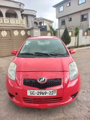Toyota Vitz 1.5 FWD 3dr 2010 Red
