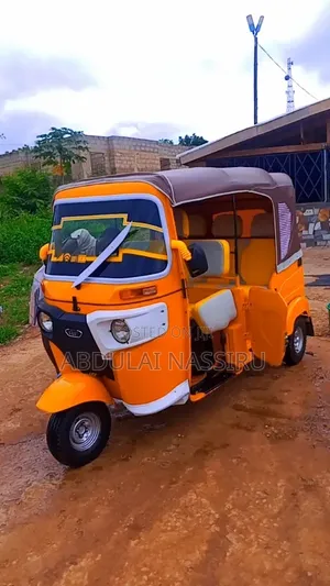 Bajaj RE 2026 Yellow