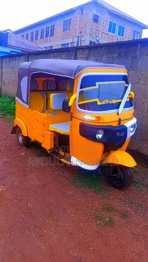 Bajaj RE 2026 Yellow