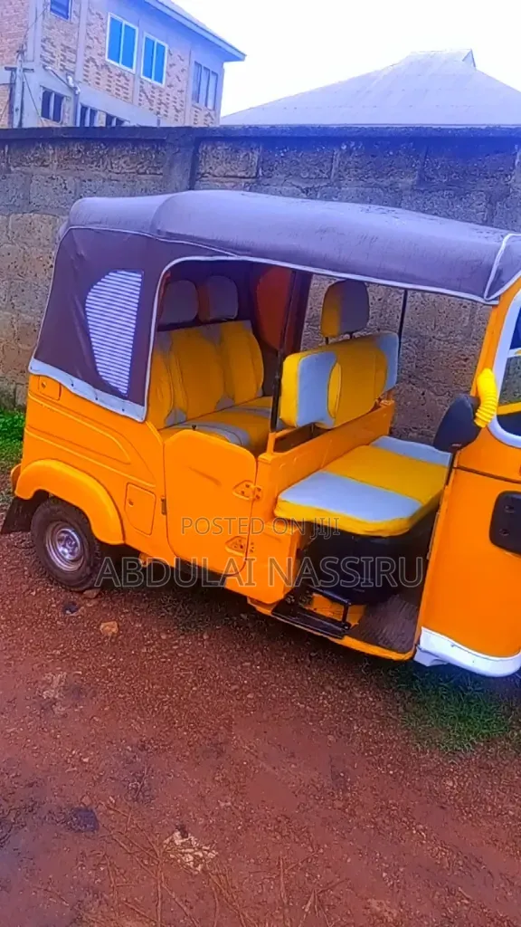 Bajaj RE 2026 Yellow
