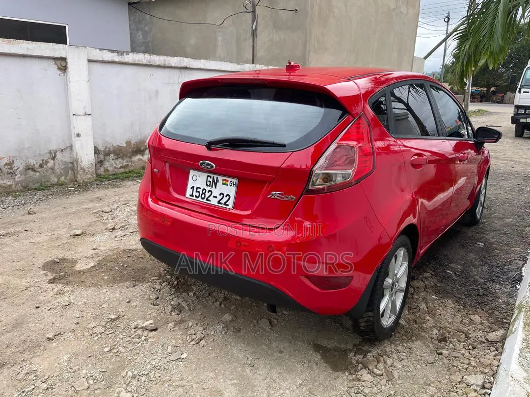 Ford Fiesta 2015 Red