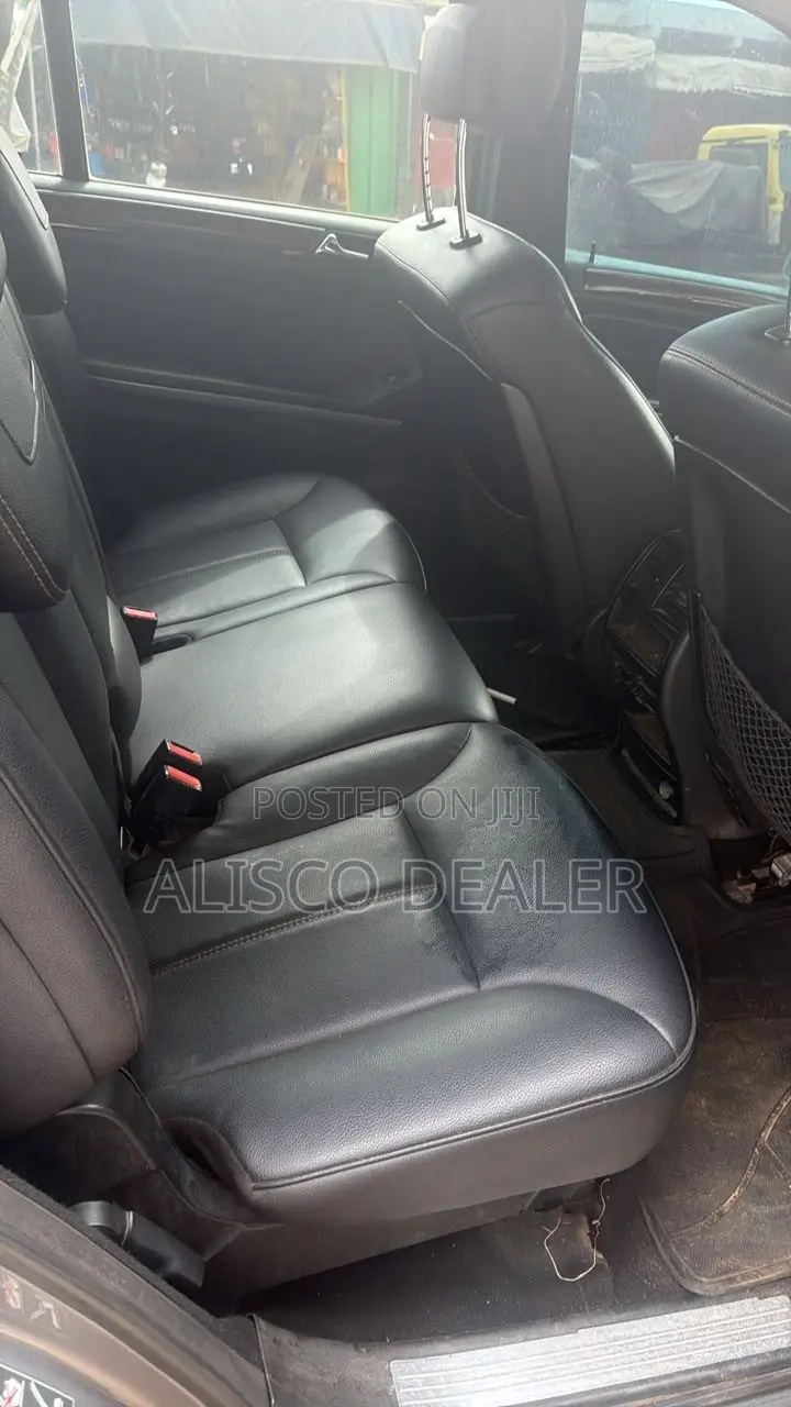 Mercedes-Benz GL-Class GL 450 2012 Gray