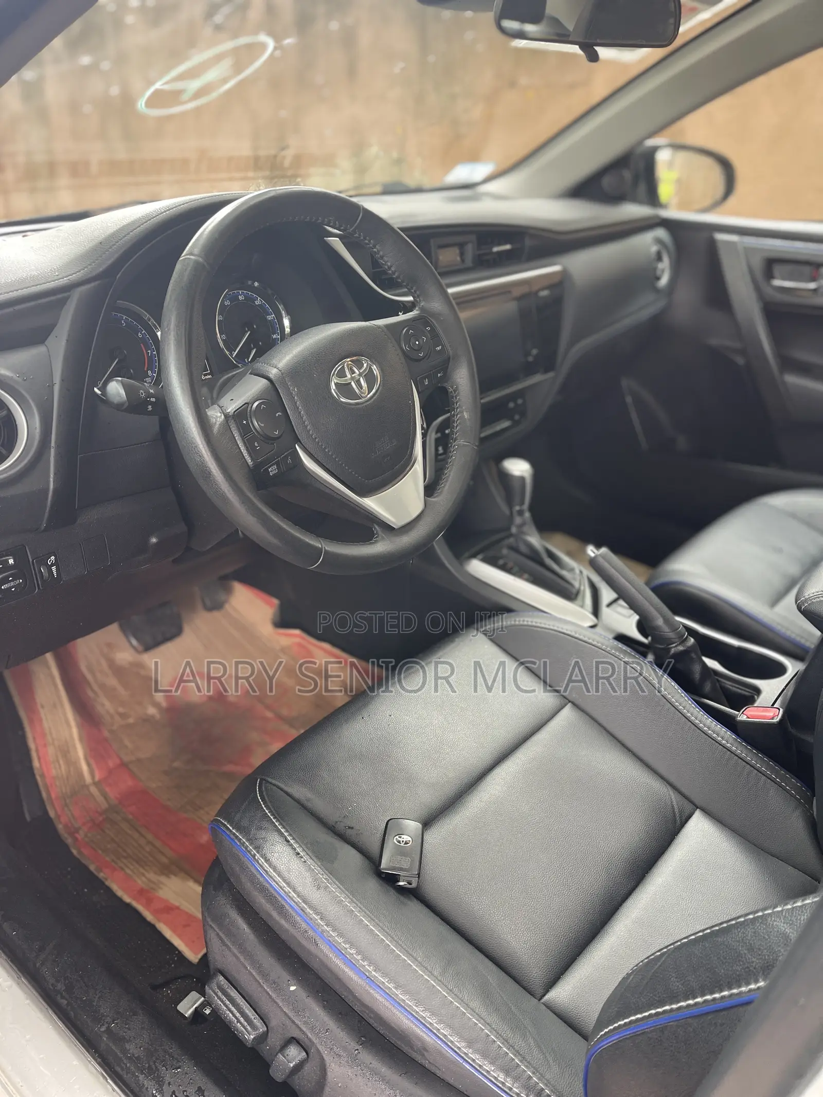 Toyota Corolla XSE 4dr Sedan (1.8L 4cyl CVT) 2017 Silver