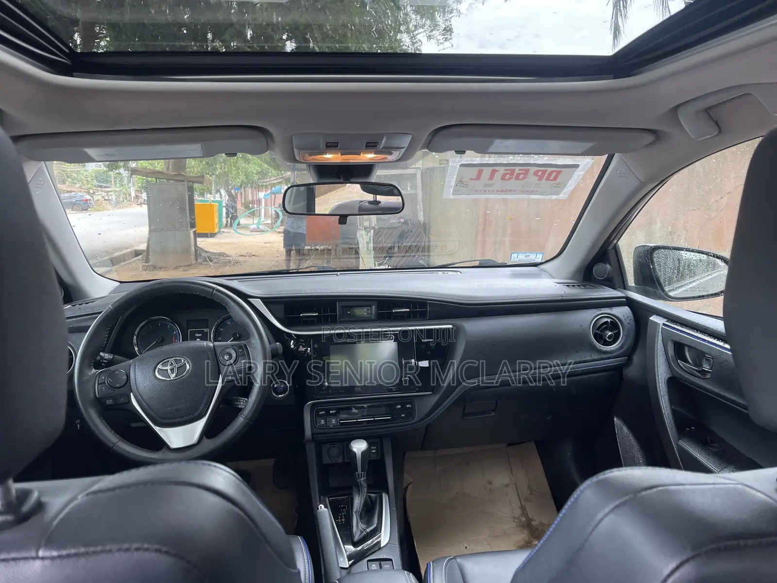 Toyota Corolla XSE 4dr Sedan (1.8L 4cyl CVT) 2017 Silver